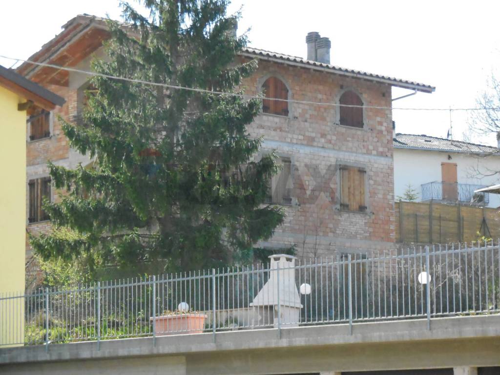 casa indipendente in vendita a Castel di Casio in zona Badi