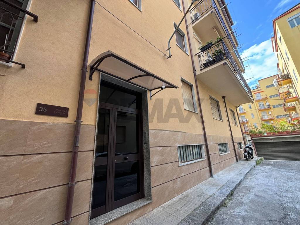 appartamento in vendita a Sant'Agata di Militello