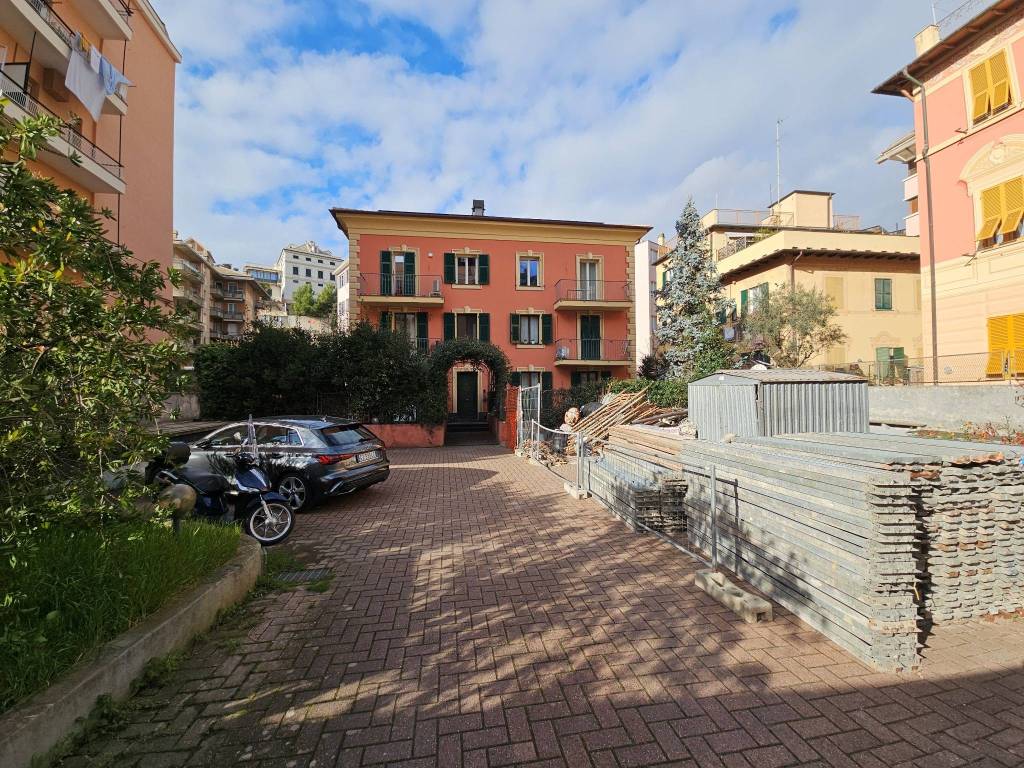 appartamento in affitto a Genova in zona Sturla