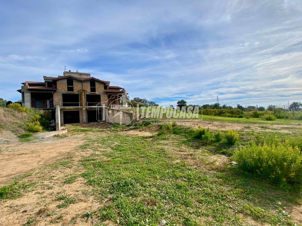 casa indipendente in vendita a Tarquinia