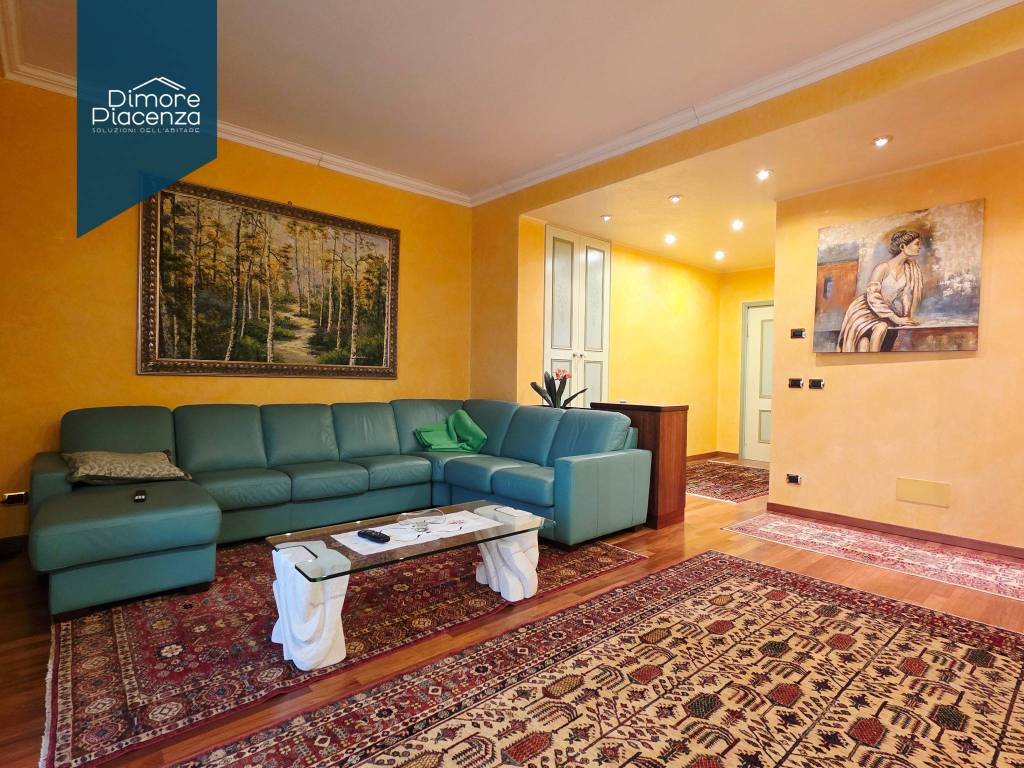 appartamento in affitto a Piacenza in zona Centro Storico