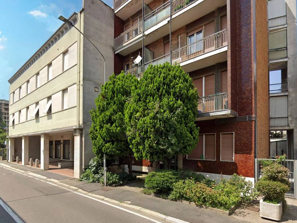 appartamento in vendita a Saronno