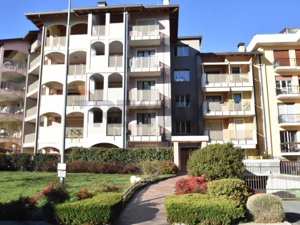 appartamento in vendita ad Arona