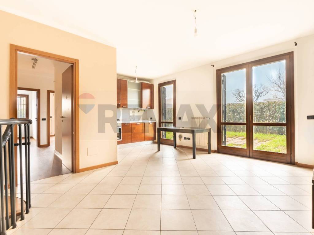 appartamento in vendita ad Ornago