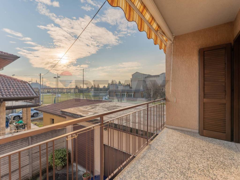 appartamento in vendita ad Almè