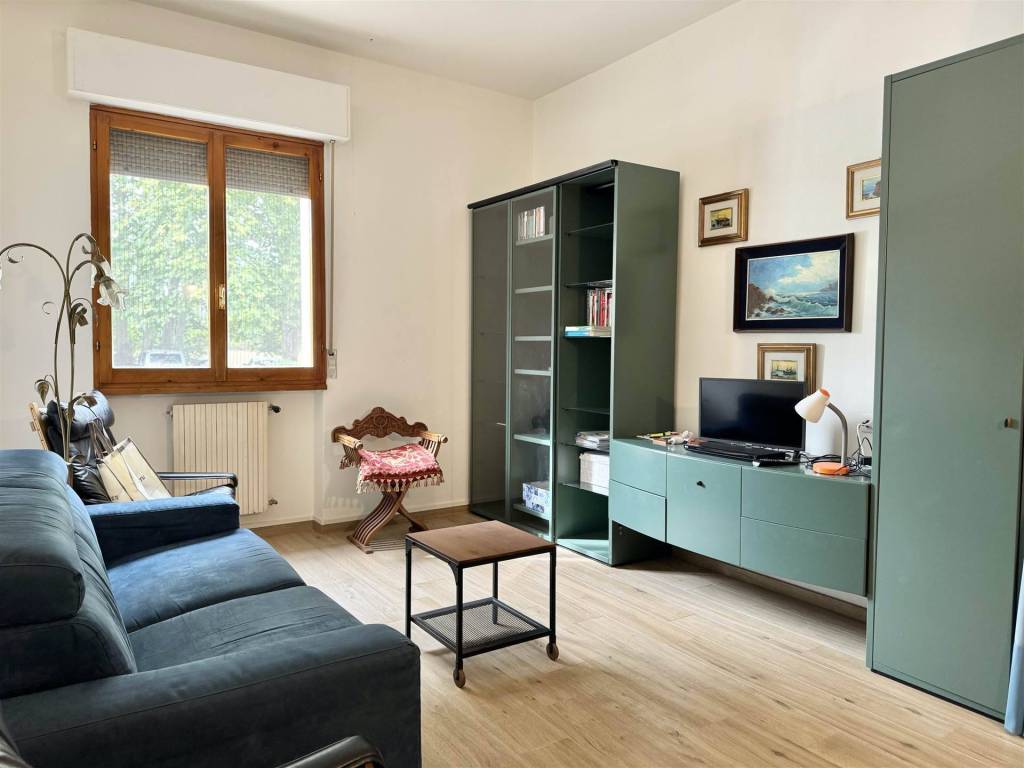 appartamento in vendita a Viareggio in zona Torre del Lago