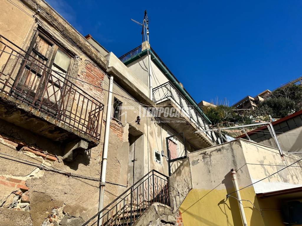 appartamento in vendita a Messina in zona Centro Storico