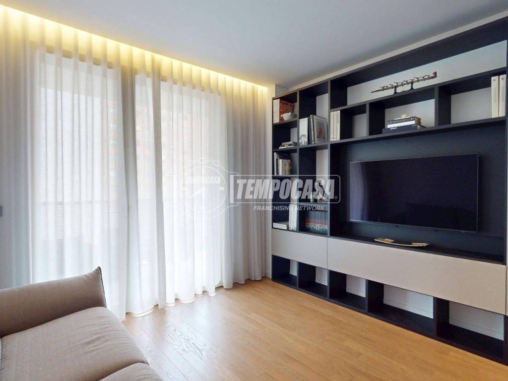 appartamento in vendita a Milano in zona Isola