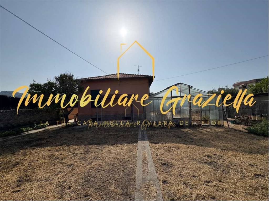 casa indipendente in vendita a Ventimiglia
