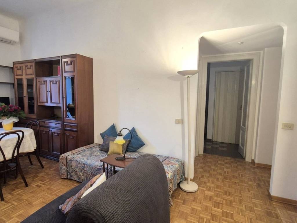 appartamento in vendita a Milano in zona Loreto