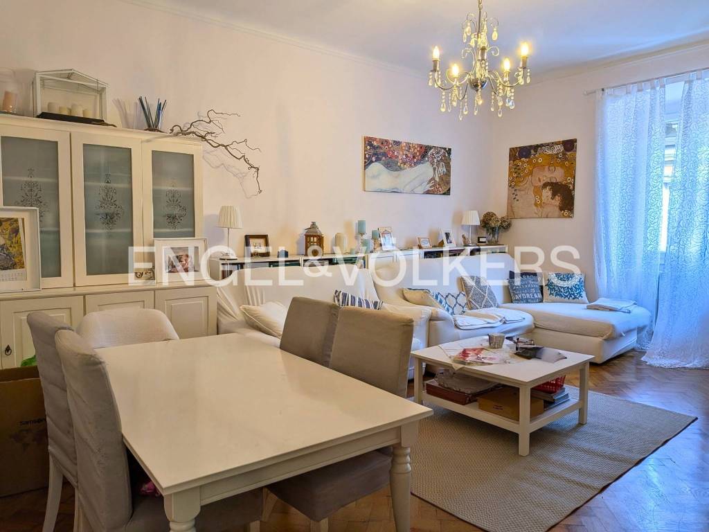 appartamento in vendita a Trieste in zona Città Vecchia