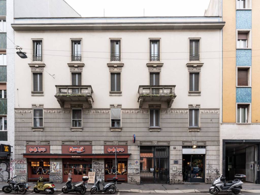 appartamento in vendita a Milano in zona Porta Garibaldi