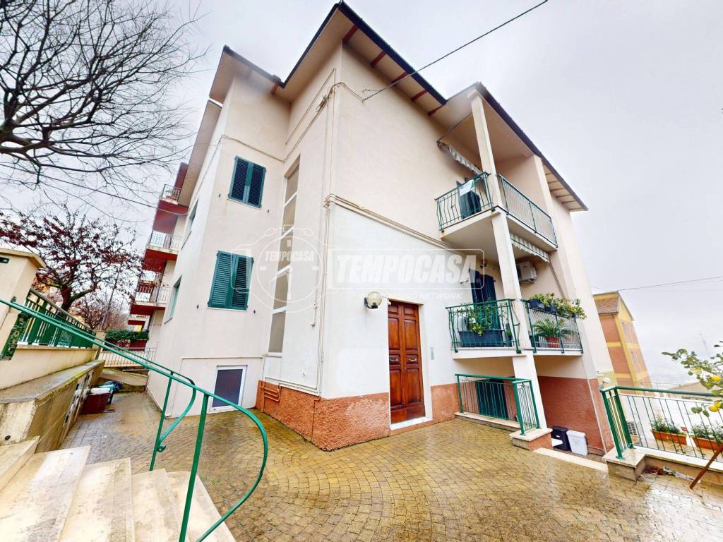 appartamento in vendita a Camerano