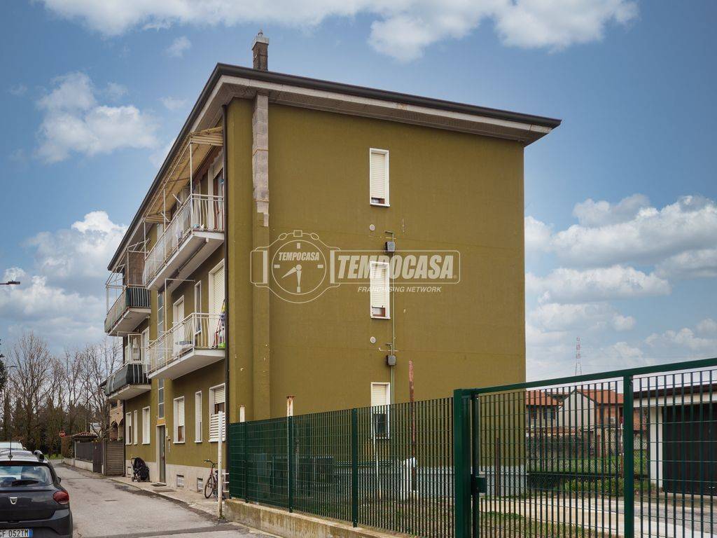 appartamento in vendita a Muggiò in zona Taccona