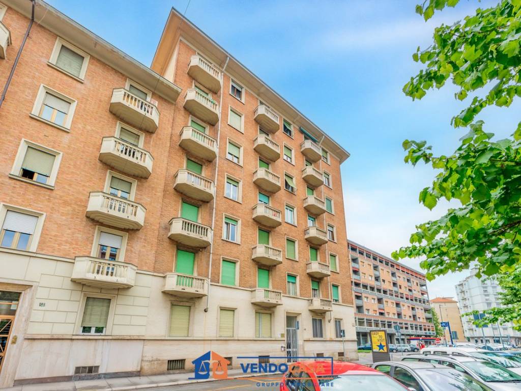 appartamento in vendita a Torino in zona Borgo San Paolo