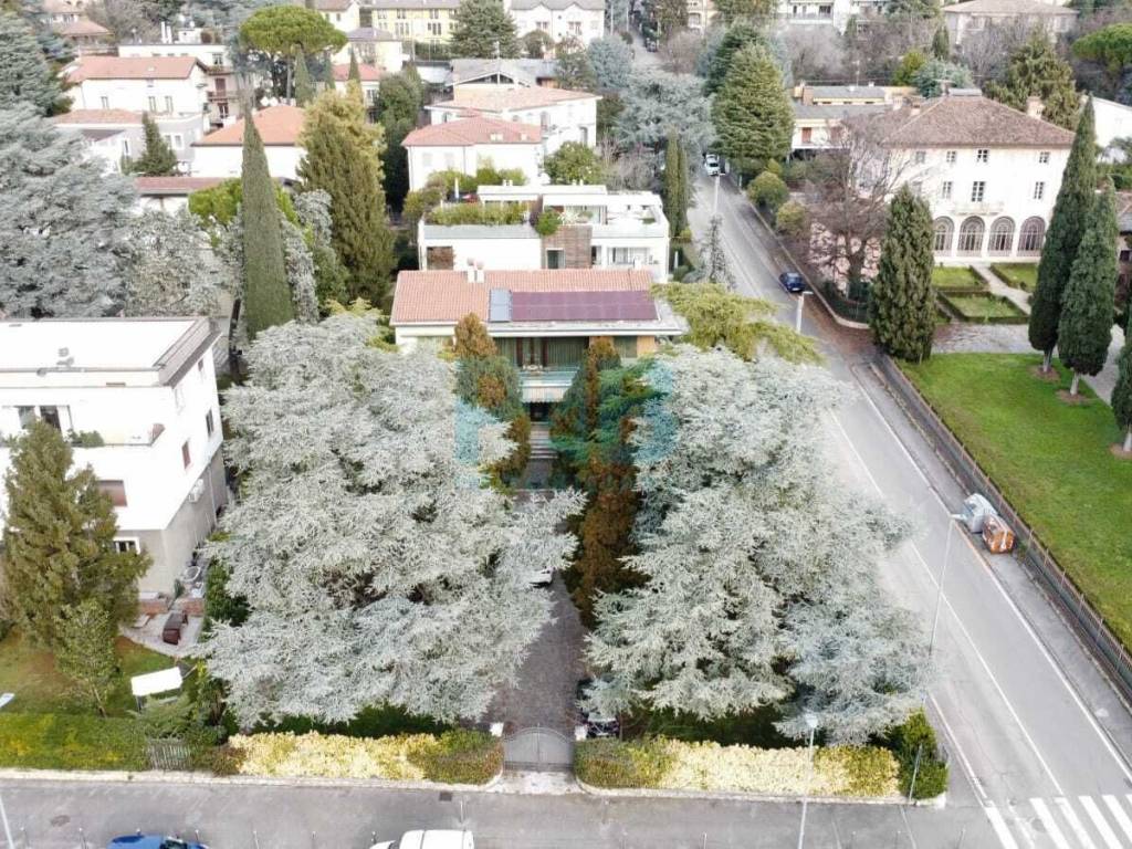 casa indipendente in vendita a Brescia in zona Porta Venezia