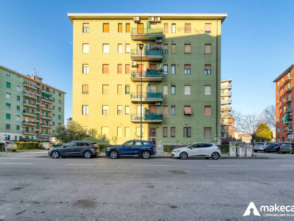appartamento in vendita a Milano in zona Rottole