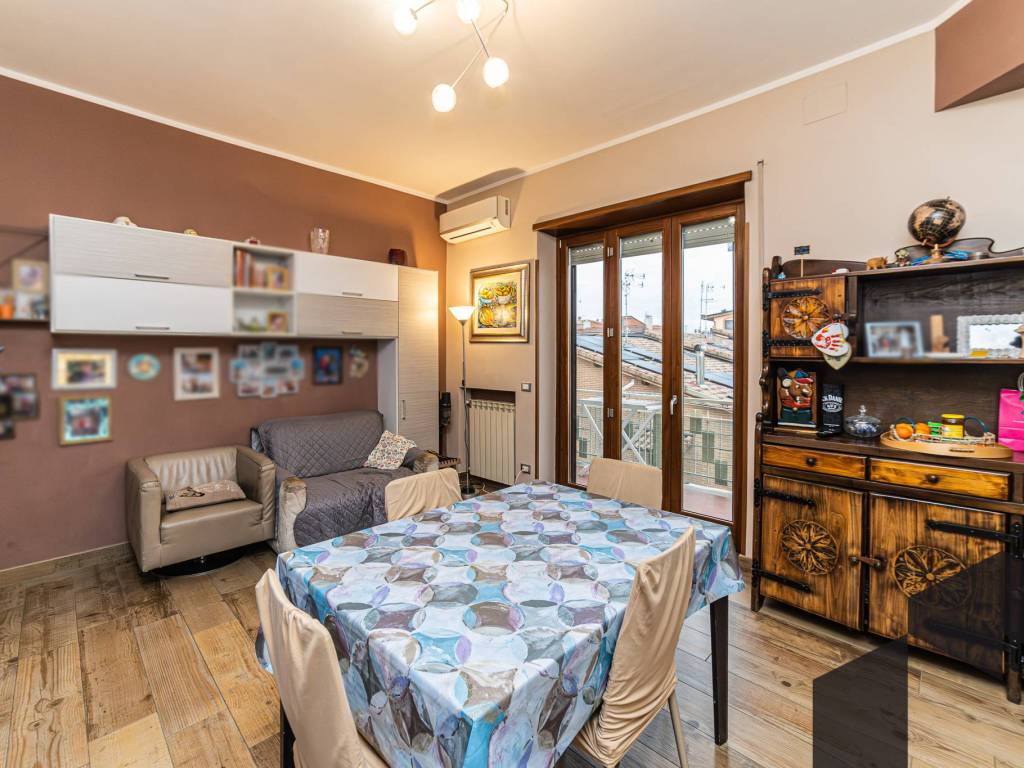 appartamento in vendita a Roma in zona Borghesiana