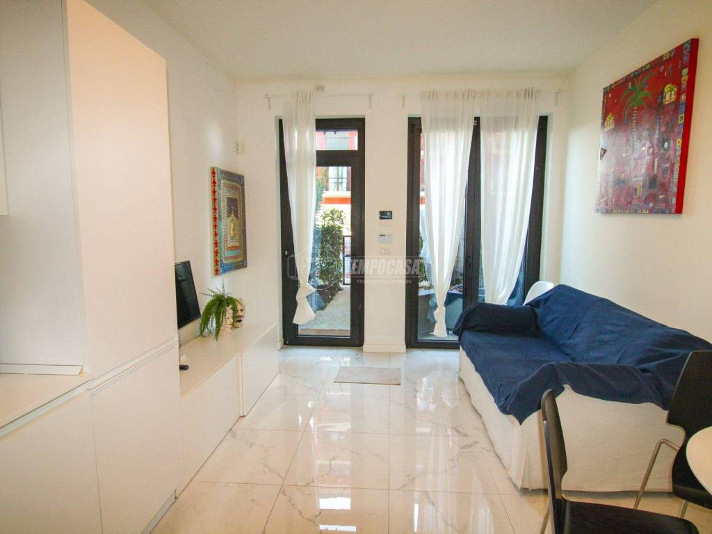 appartamento in vendita a Milano in zona Corvetto