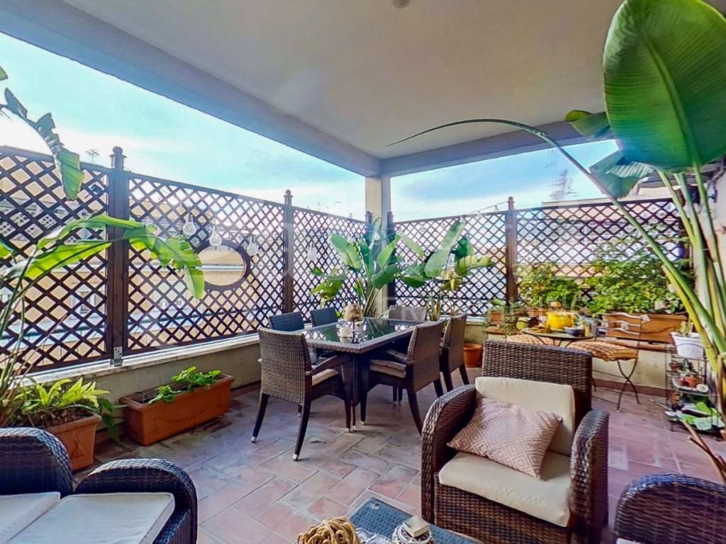 appartamento in vendita a Roma in zona Nomentano