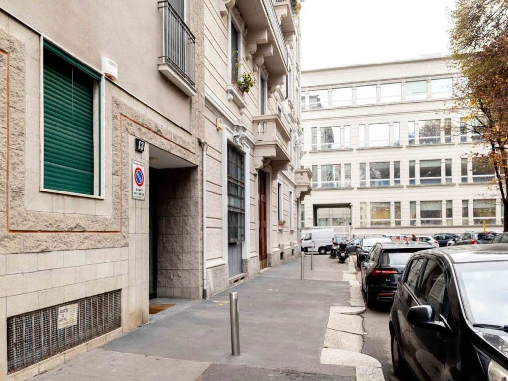 appartamento in vendita a Milano in zona Solari
