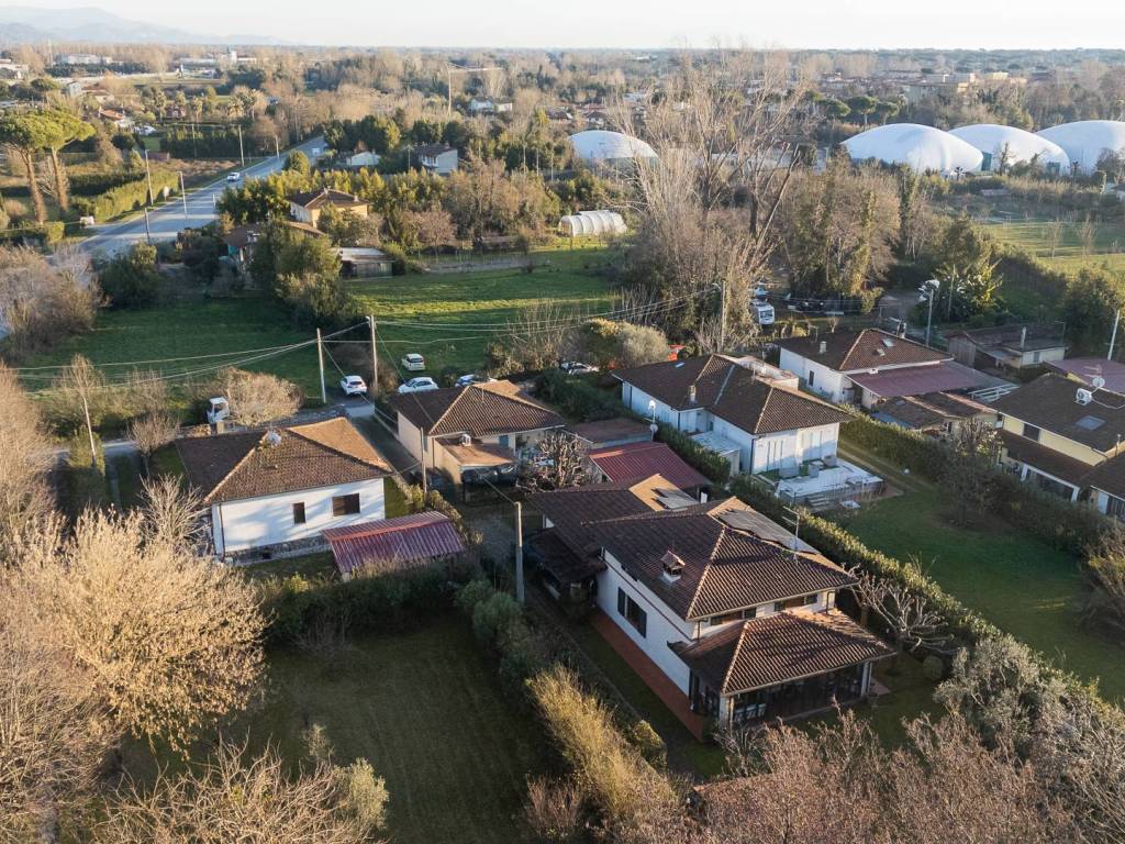 casa indipendente in vendita a Pietrasanta in zona Marina di Pietrasanta