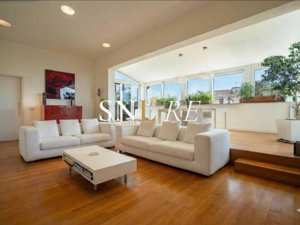 appartamento in vendita a Firenze in zona Centro Santa Croce