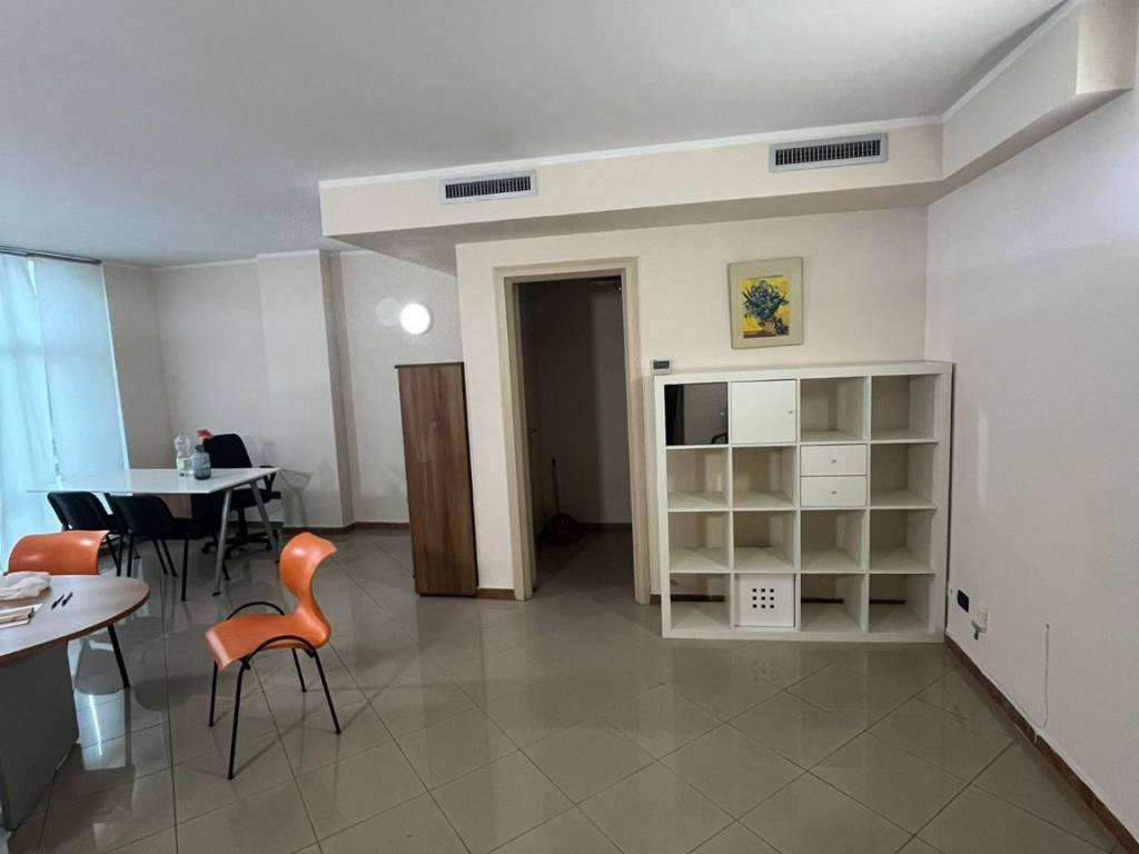 immagine annuncio 2 di 4