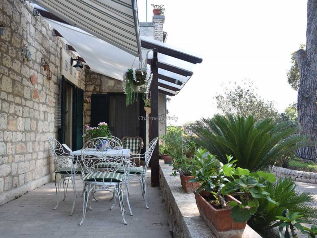 casa indipendente in vendita a Modica in zona Sacro Cuore