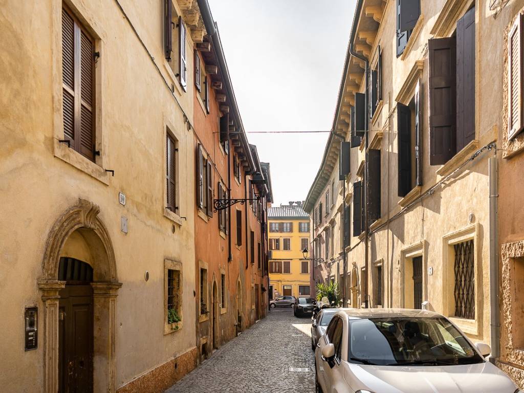 appartamento in vendita a Verona in zona Veronetta