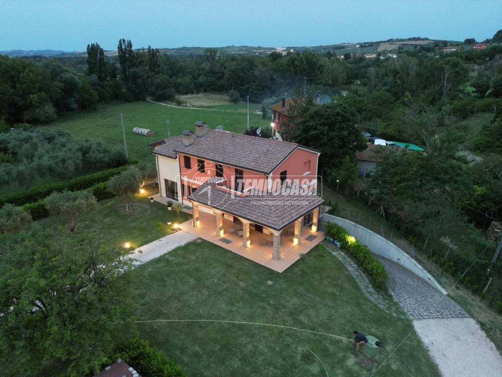 appartamento in vendita a Misano Adriatico in zona Misano Monte