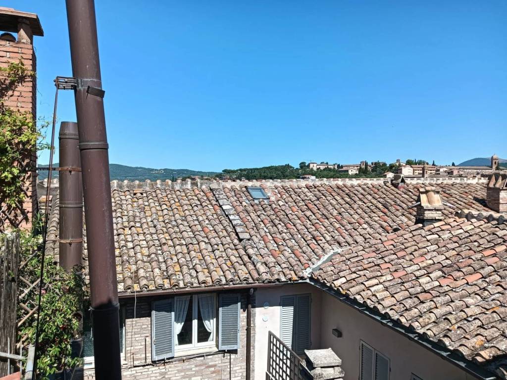 appartamento in vendita a Perugia in zona Santa Lucia