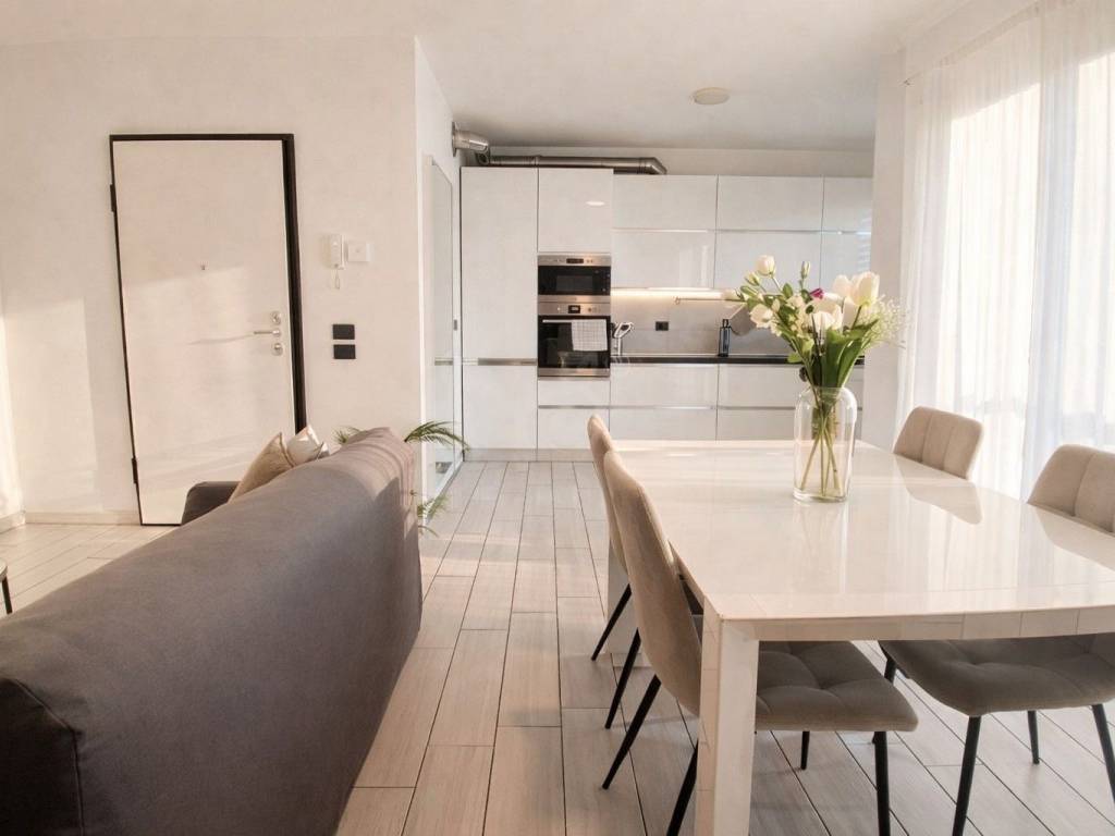 appartamento in vendita a Cadorago in zona Caslino al Piano