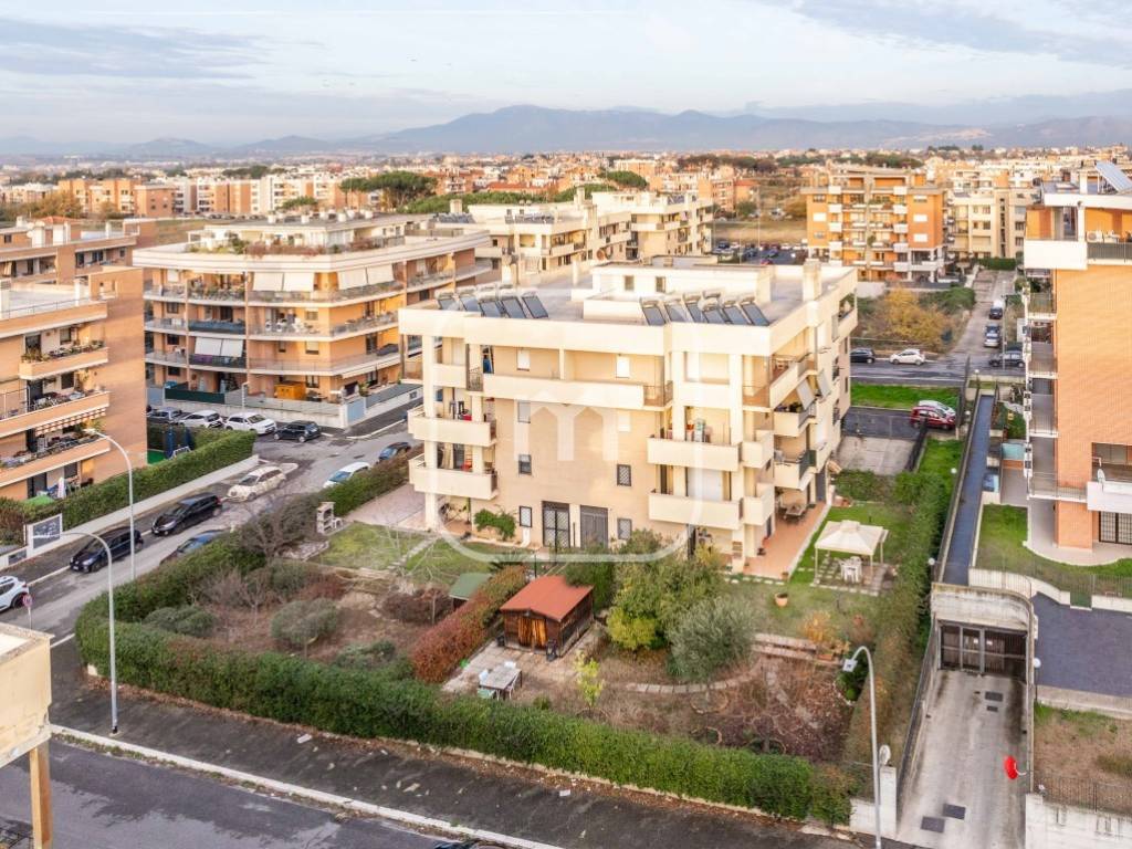 appartamento in vendita a Roma in zona Ponte di Nona