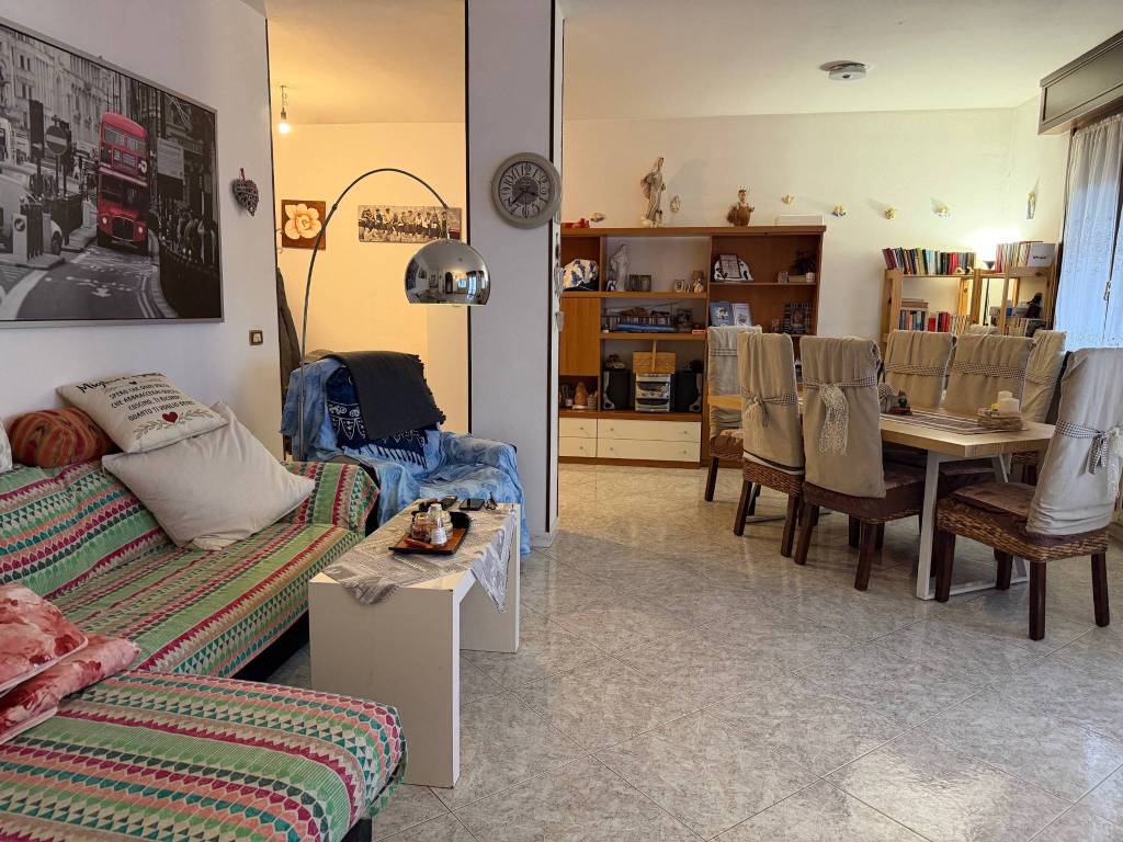 appartamento in vendita a Reggio nell'Emilia in zona Città Storica