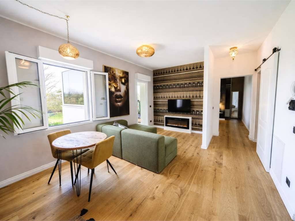 appartamento in vendita a Riccione in zona San Lorenzo