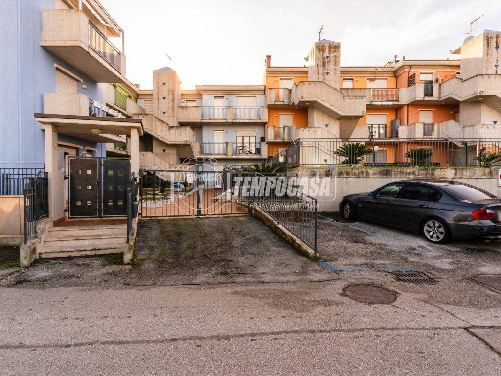 appartamento in vendita a Civitanova Marche in zona Fontespina