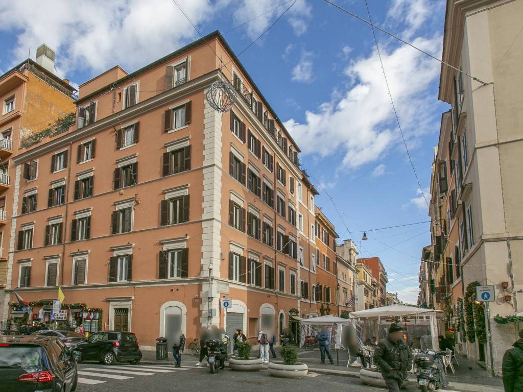 appartamento in vendita a Roma in zona Rione Borgo