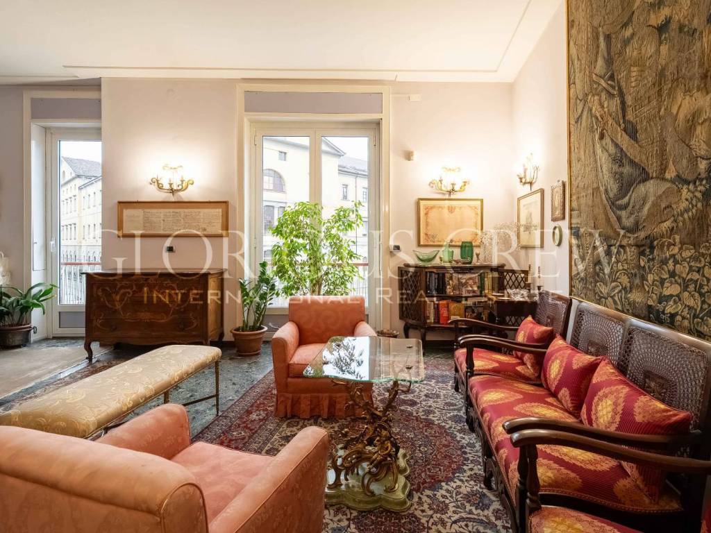appartamento in vendita a Milano in zona Brera