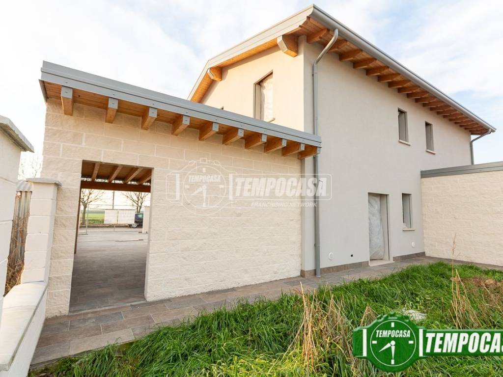 casa indipendente in vendita a Soresina