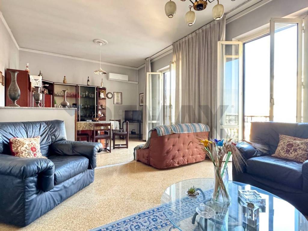 appartamento in vendita a Palermo in zona Zisa