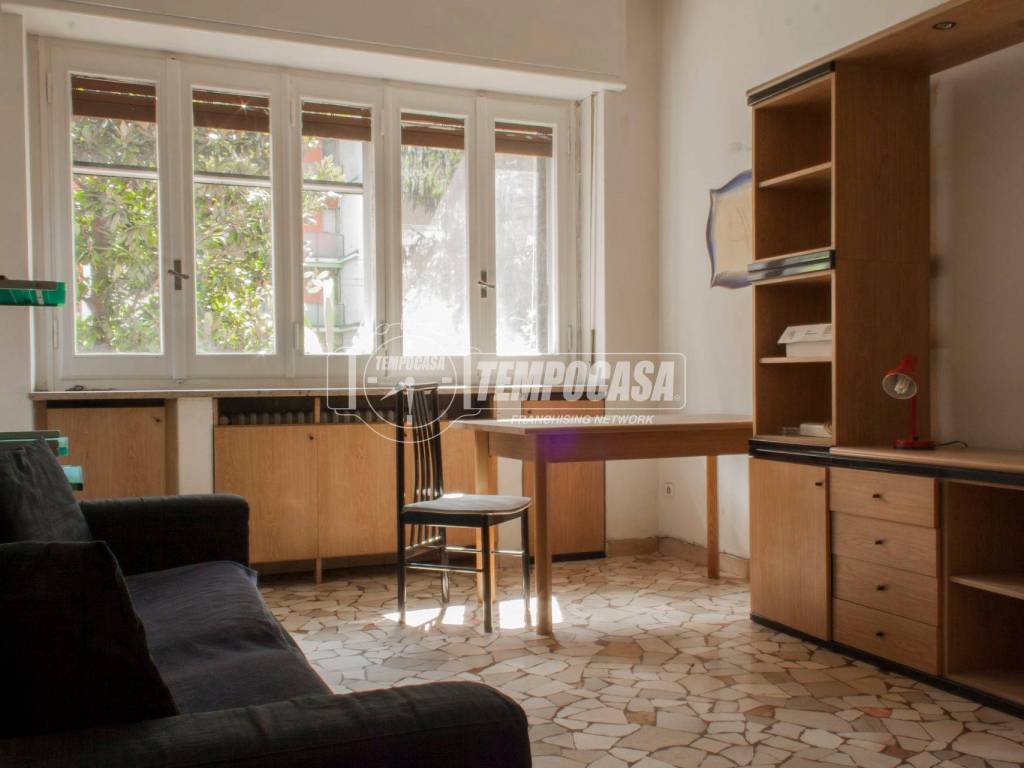 appartamento in vendita a Milano in zona Città Studi