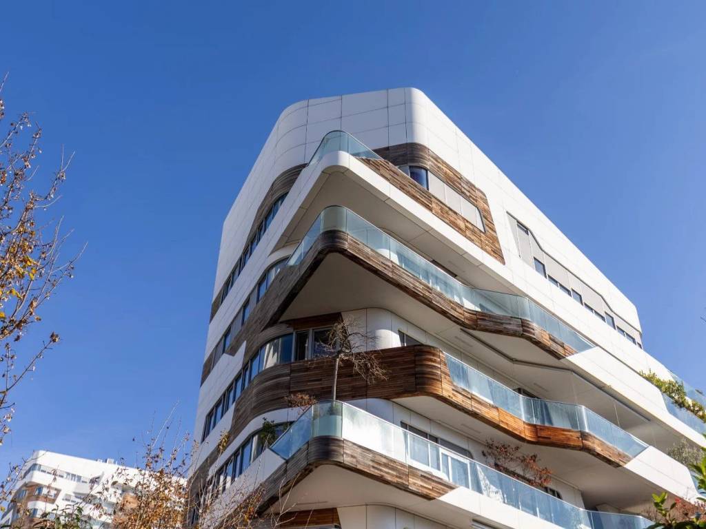 appartamento in vendita a Milano in zona Sempione
