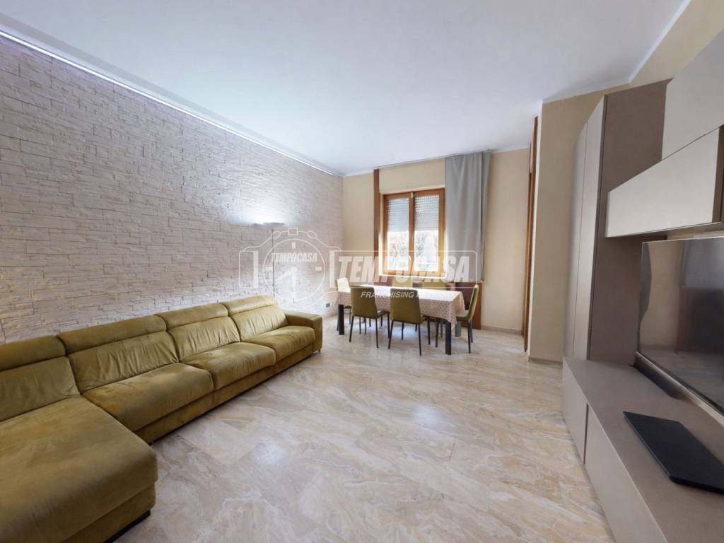 appartamento in vendita a Milano in zona Comasina