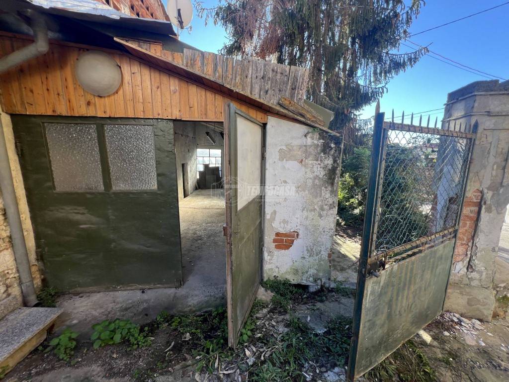 casa indipendente in vendita a Massarosa in zona Quiesa