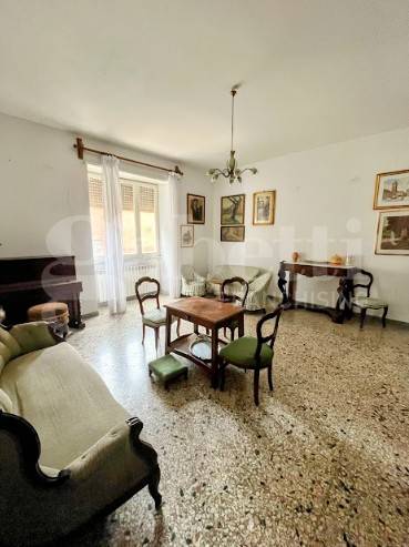 appartamento in vendita a Tivoli in zona Villa Adriana