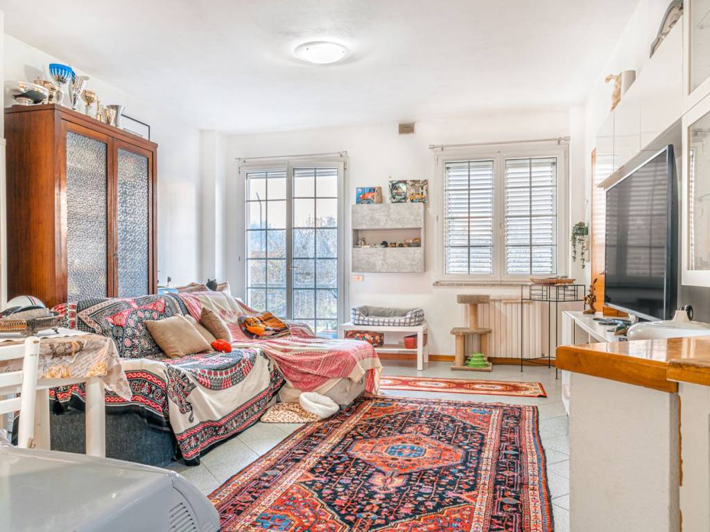 appartamento in vendita a Montescudo-Monte Colombo in zona Montescudo