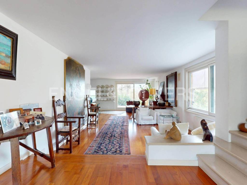 casa indipendente in vendita a Pesaro in zona Centro Città