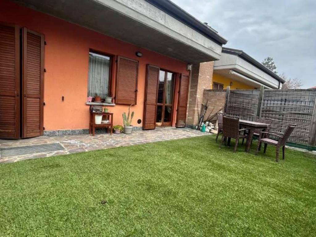 casa indipendente in vendita a Bonate Sopra