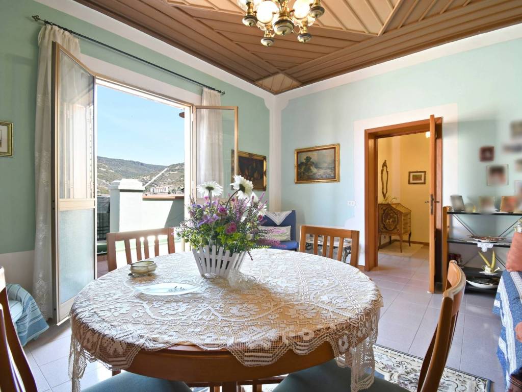 appartamento in vendita a Bosa in zona Bosa Marina